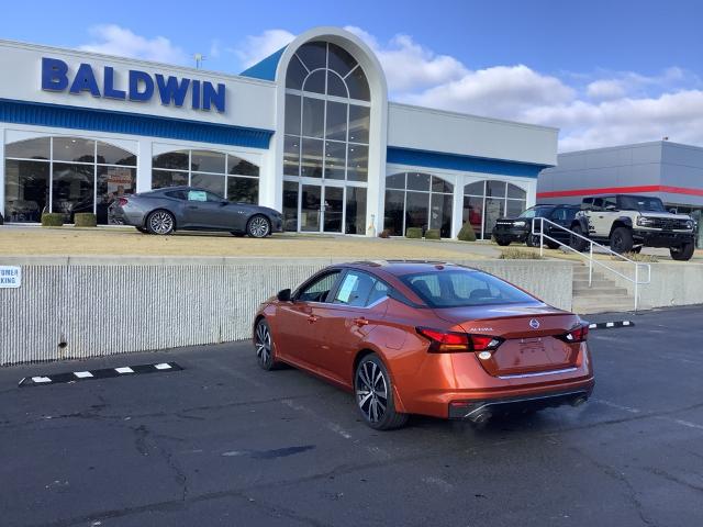 2021 Nissan Altima SR FWD