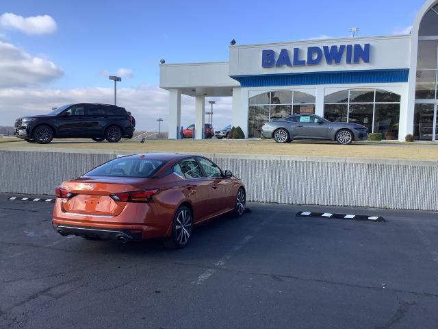 2021 Nissan Altima SR FWD
