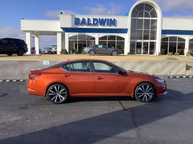 2021 Nissan Altima SR FWD