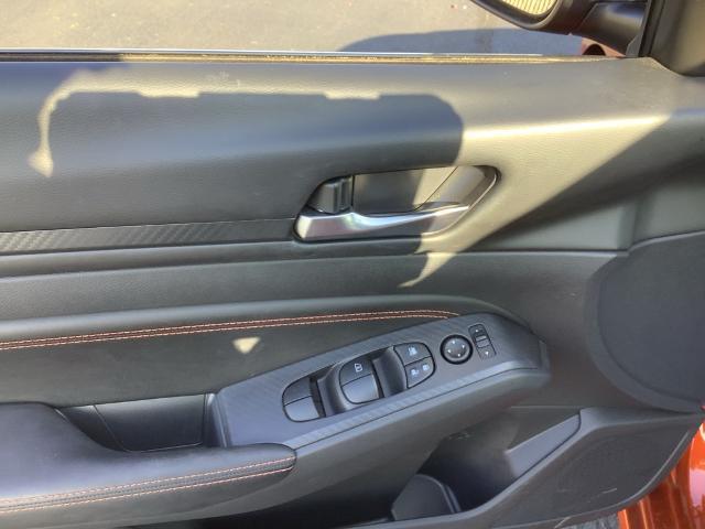 2021 Nissan Altima SR FWD