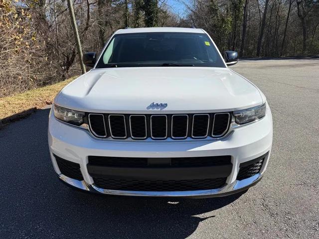 2023 Jeep Grand Cherokee L Laredo 4x4 2023 Jeep Grand Cherokee L Laredo 4x4