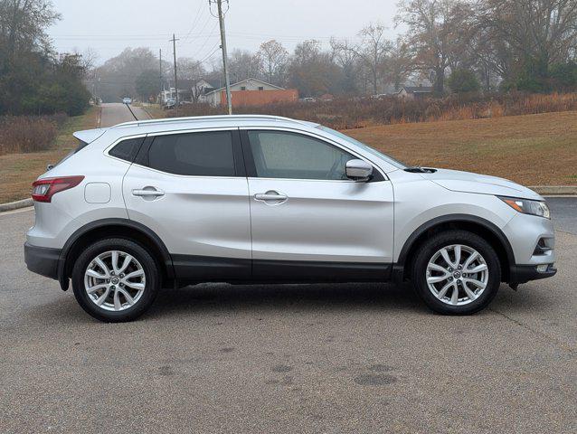 2022 Nissan Rogue Sport SV