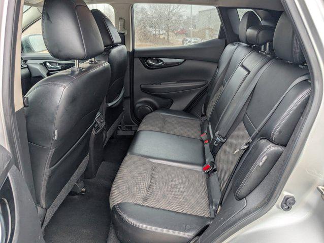 2022 Nissan Rogue Sport SV