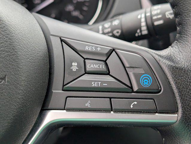 2022 Nissan Rogue Sport SV