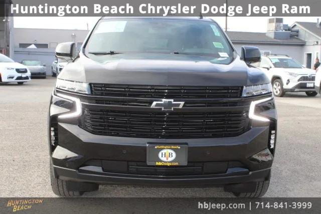 2024 Chevrolet Suburban 4WD RST