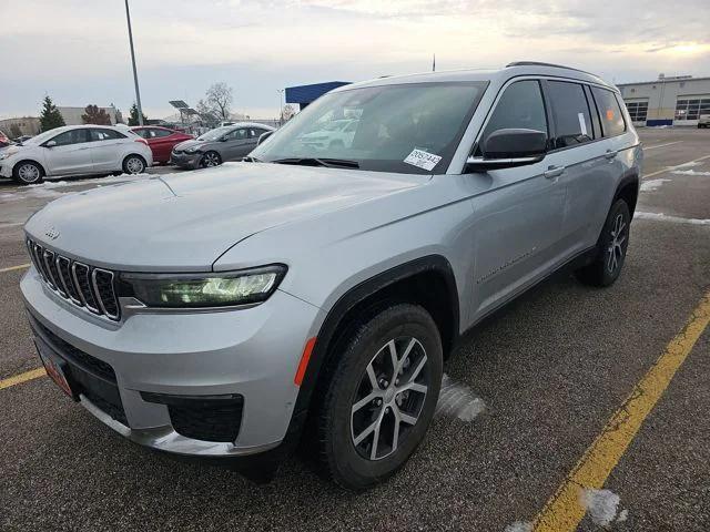 2024 Jeep Grand Cherokee L Limited 4x4 2024 Jeep Grand Cherokee L Limited 4x4