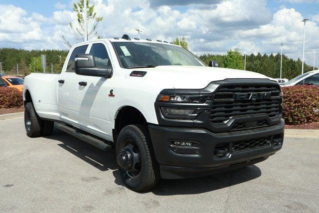 2026 RAM Ram 3500 RAM 3500 TRADESMAN CREW CAB 4X4 8 BOX 2026 RAM Ram 3500 RAM 3500 TRADESMAN CREW CAB 4X4 8 BOX