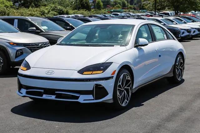 2025 Hyundai IONIQ 6 SEL