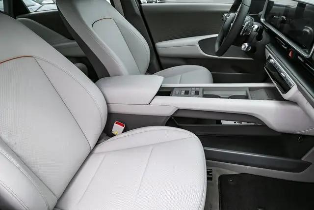 2025 Hyundai IONIQ 6 SEL