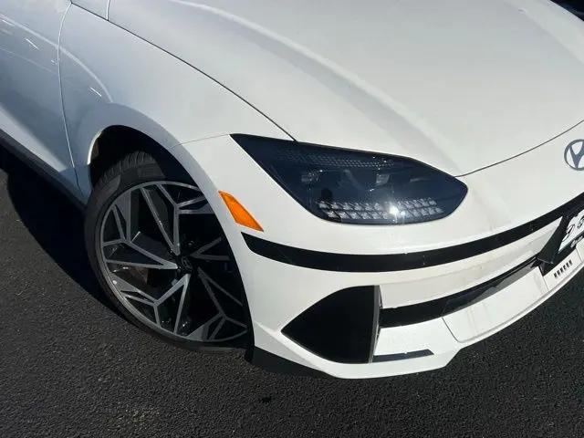 2025 Hyundai IONIQ 6 SEL