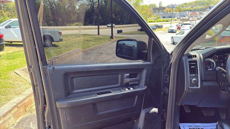 2021 Ram 1500 Tradesman Crew Cab 4x4 5'7" Box
