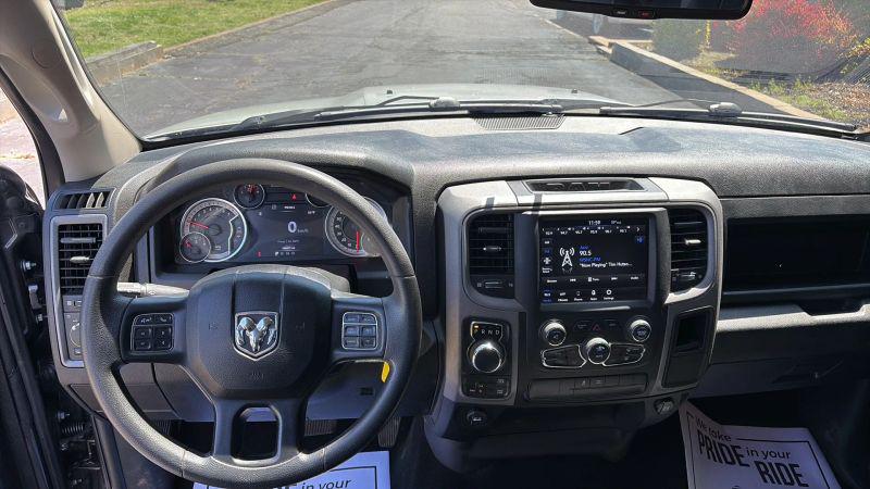 2021 Ram 1500 Tradesman Crew Cab 4x4 5'7" Box