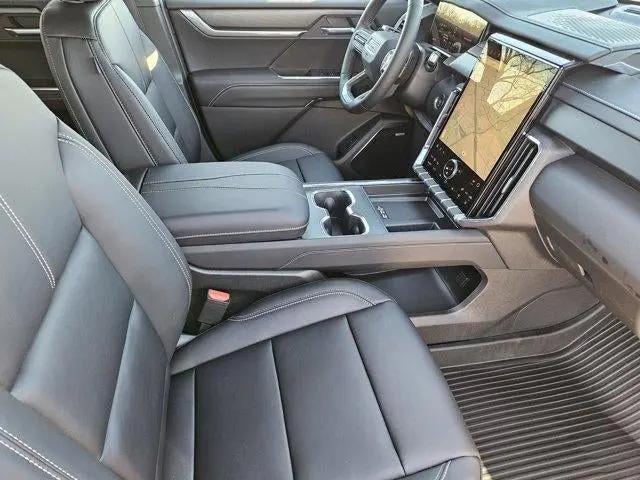2026 GMC Acadia Elevation FWD