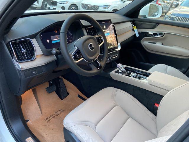 2026 Volvo XC90 B6 Plus 7-Seater
