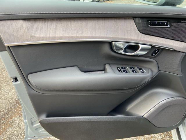 2026 Volvo XC90 B6 Ultra 7-Seater