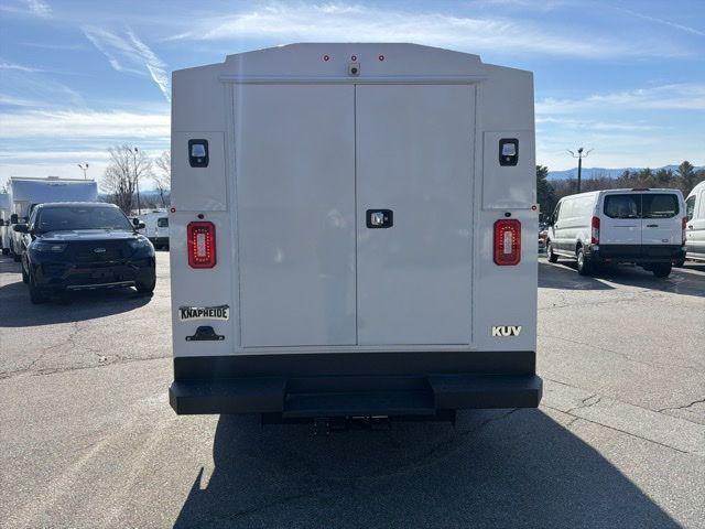 2026 Ford E-350 Cutaway Base