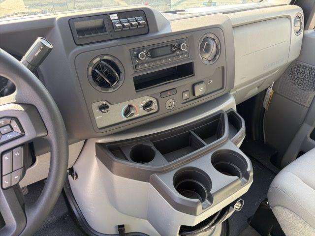 2026 Ford E-350 Cutaway Base