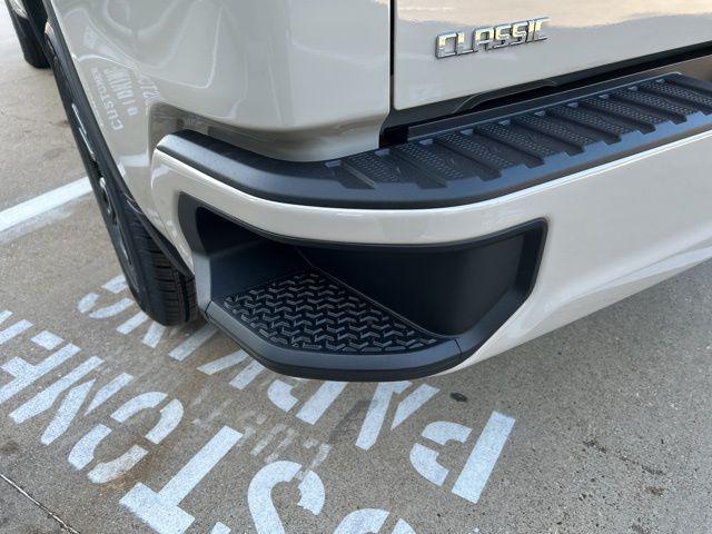 2026 GMC Sierra 1500 Double Cab, Standard Bed, Pro, 4WD