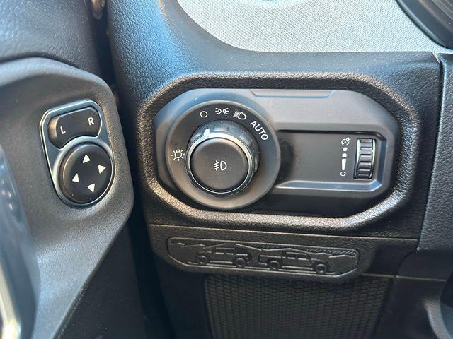 2026 Jeep Wrangler 4-Door Willys 4x4