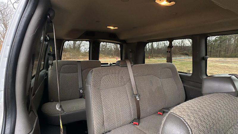 2020 Chevrolet Express Passenger RWD 2500 Regular Wheelbase LS