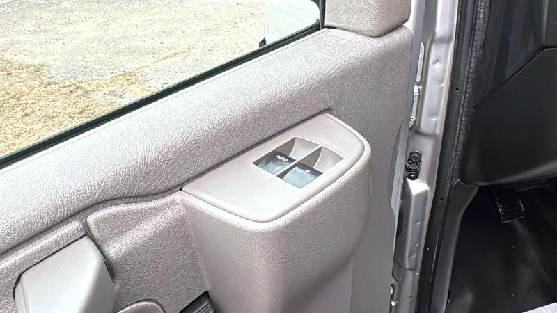 2020 Chevrolet Express Passenger RWD 2500 Regular Wheelbase LS