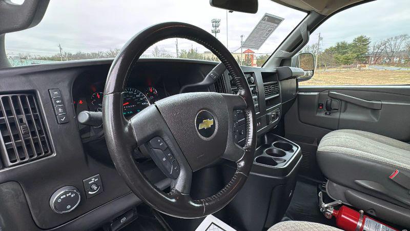2020 Chevrolet Express Passenger RWD 2500 Regular Wheelbase LS