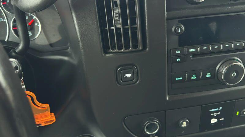 2020 Chevrolet Express Passenger RWD 2500 Regular Wheelbase LS