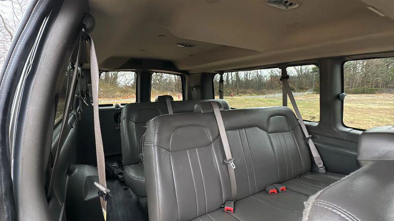 2020 Chevrolet Express Passenger RWD 3500 Extended Wheelbase LS