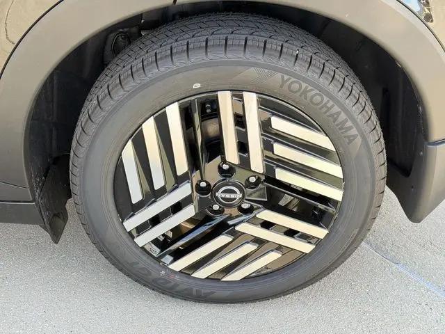 2026 Nissan LEAF SV+