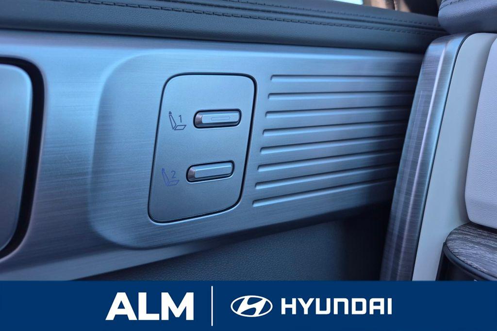 New 2026 Black Hyundai Limited FWD image 33