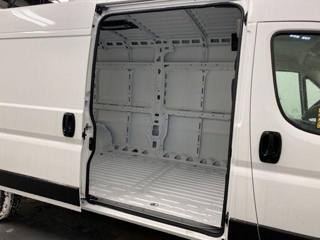 2026 Ram ProMaster 2500 Cargo Van Tradesman High Roof 159" WB w/Pass Seat