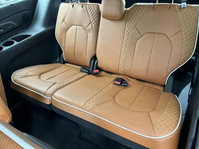 2026 Chrysler Pacifica Pinnacle