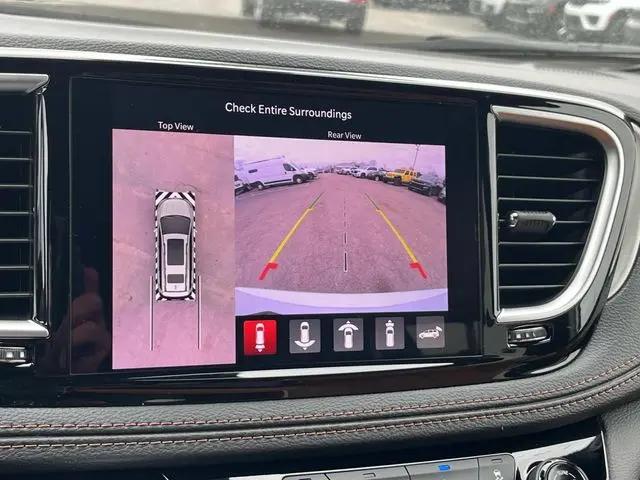 2026 Chrysler Pacifica Pinnacle