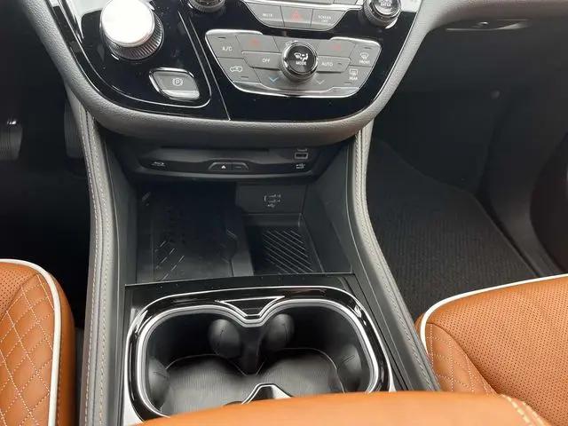 2026 Chrysler Pacifica Pinnacle
