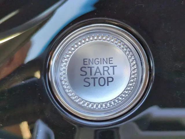 2026 Genesis G70 2.5T RWD