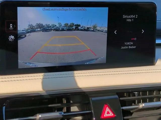 2026 Genesis G70 2.5T RWD