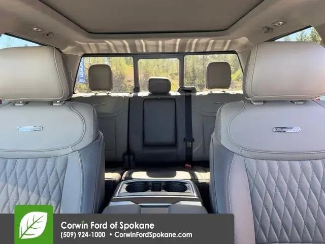2025 Ford F-150 Platinum