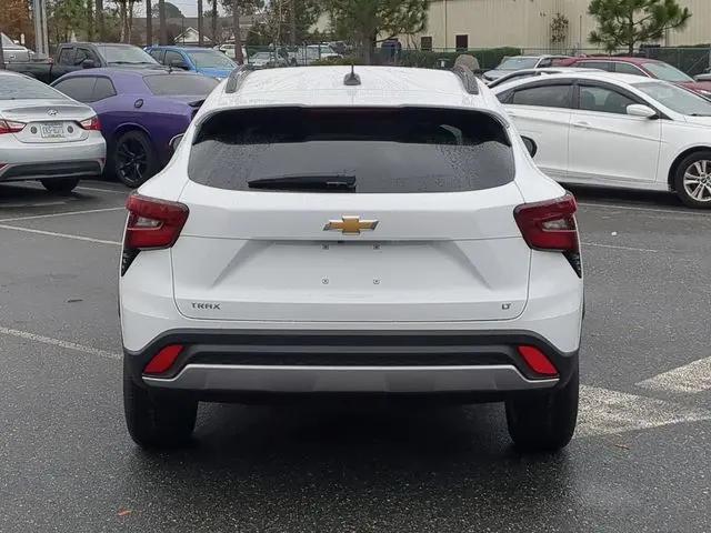 2026 Chevrolet Trax FWD LT