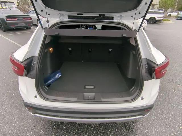 2026 Chevrolet Trax FWD LT
