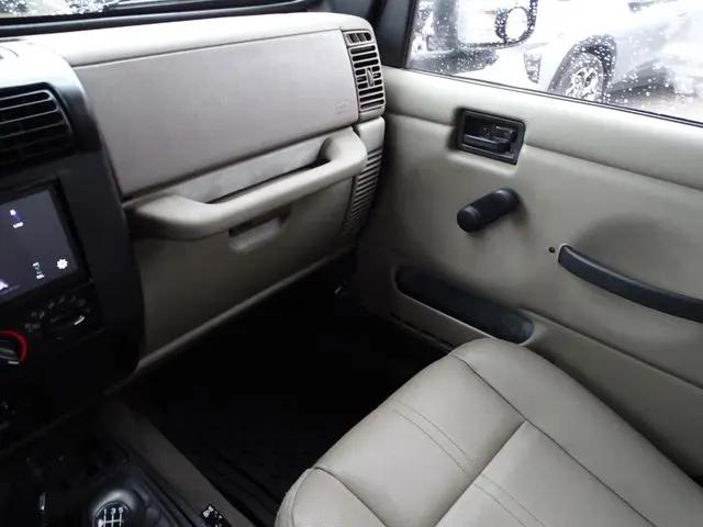2004 Jeep Wrangler SE