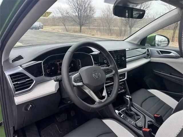 2026 Volkswagen Taos SEL