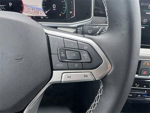 2026 Volkswagen Taos SEL