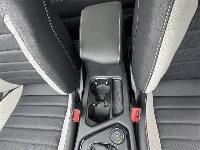 2026 Volkswagen Taos SEL