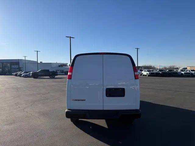 2025 Chevrolet Express Cargo Van RWD 2500 Regular Wheelbase WT