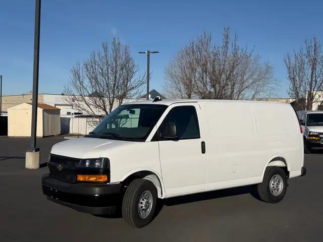 2025 Chevrolet Express Cargo Van RWD 2500 Regular Wheelbase WT
