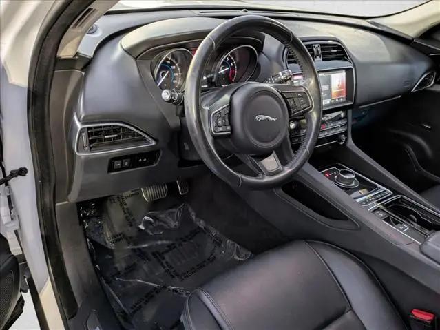2019 Jaguar F-PACE 25t Premium