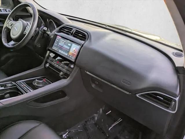 2019 Jaguar F-PACE 25t Premium