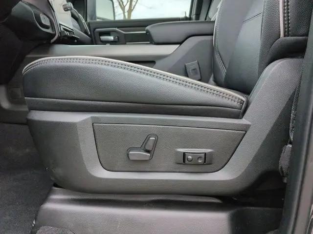 2026 Ram 2500 Laramie Crew Cab 4x4 64 Box