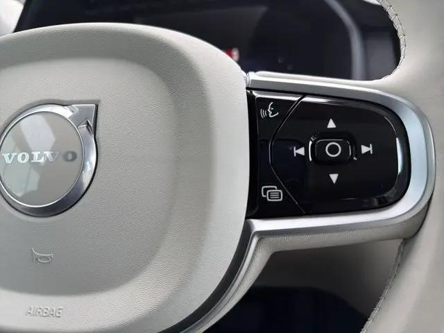 2026 Volvo XC90 Plug-In Hybrid Ultra, T8 AWD, Electric/Gasoline, Bright, 7 Seats
