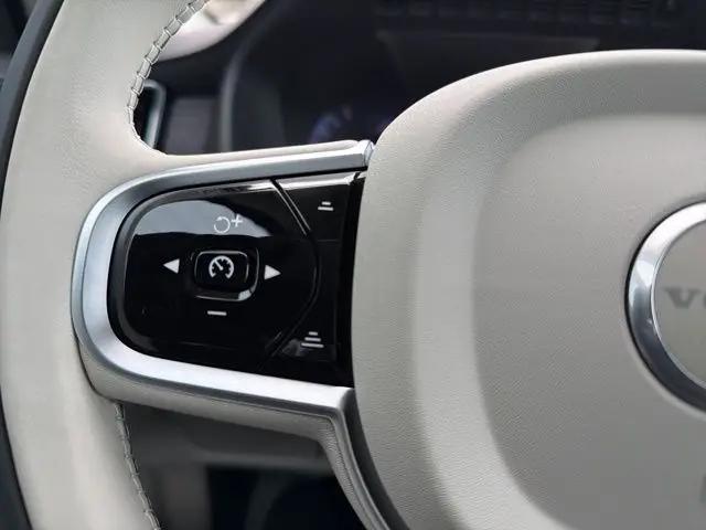 2026 Volvo XC90 Plug-In Hybrid Ultra, T8 AWD, Electric/Gasoline, Bright, 7 Seats